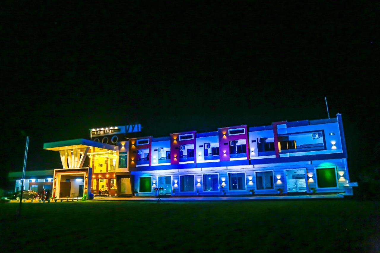 Aashirwad Hotels & Resort Shamgarh Εξωτερικό φωτογραφία