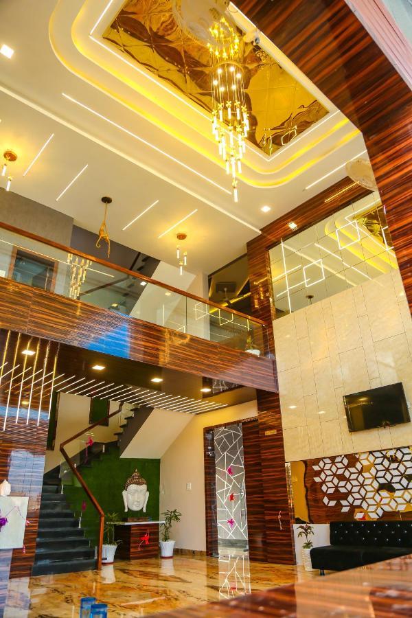 Aashirwad Hotels & Resort Shamgarh Εξωτερικό φωτογραφία