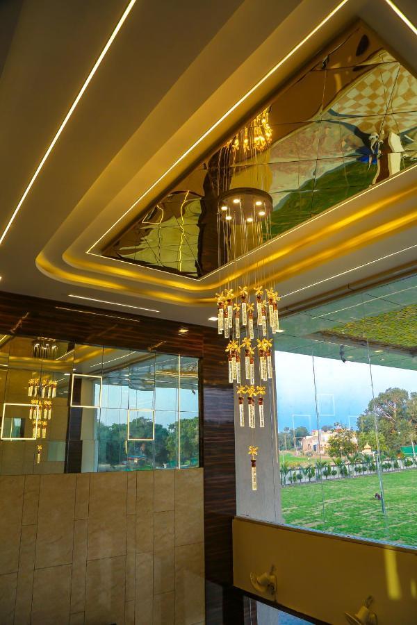 Aashirwad Hotels & Resort Shamgarh Εξωτερικό φωτογραφία